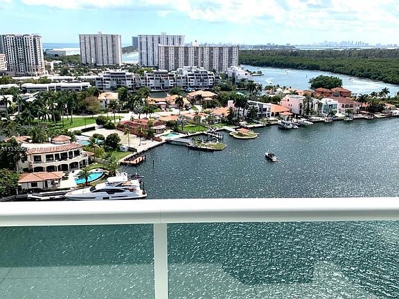 5th image of 400 Sunny Isles Blvd #1722