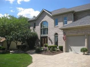 1361 E Gartner Rd, Naperville, IL 60540