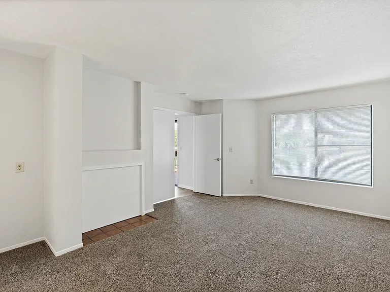 2249 Piccardo Cir — Photo 31