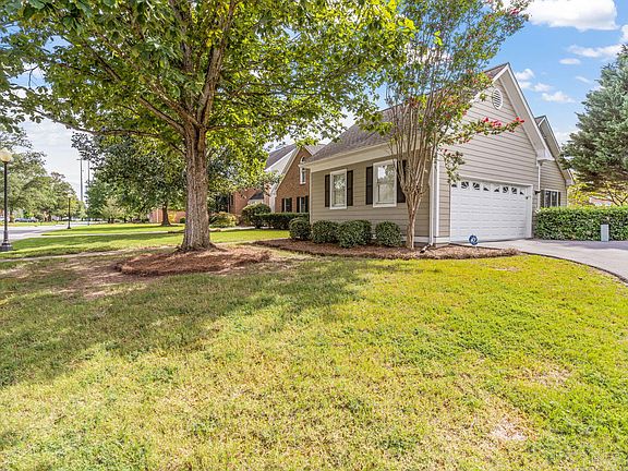 5th image of 1410 Heritage Landing Dr
