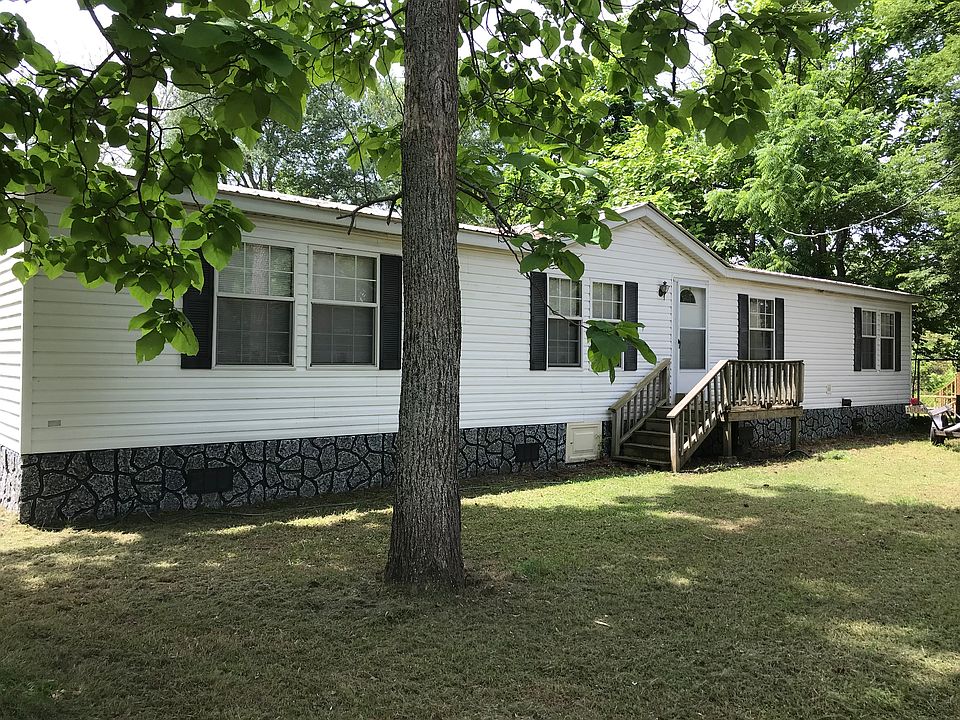 1st image of 41 E Lake Ln
