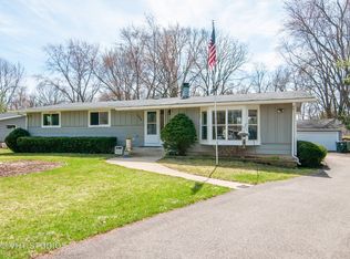 309 Oak Crest Rd, Cary, IL 60013