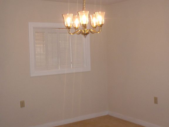 3rd image of 11478 Chelsea Ct