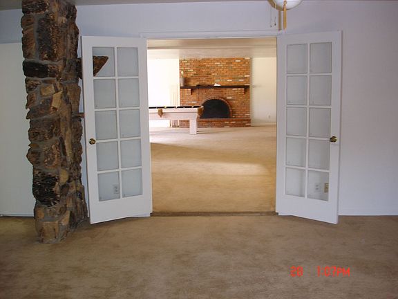 4th image of 1006 E Magdalena Dr