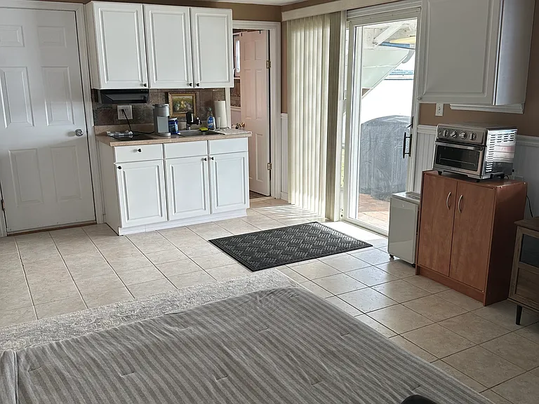 6450 Nassau Ave #1 — Photo 7