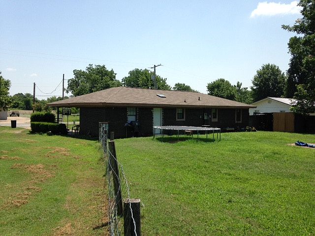 2nd image of 6909 Gamble St