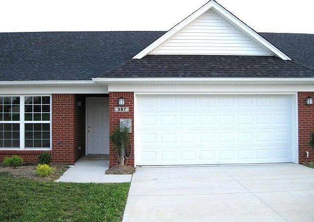 1st image of 387 Woodlake Dr
