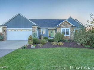 10620 Peach Ridge Ave NW, Sparta, MI 49345