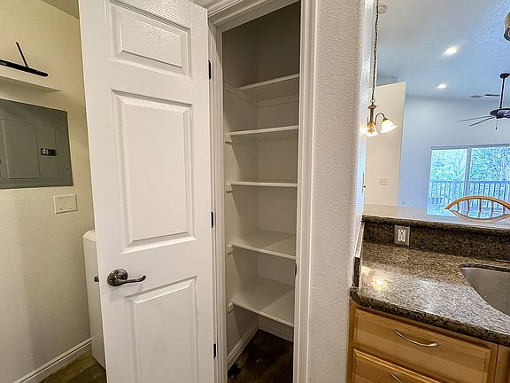 5th image of 1552 W 110 N