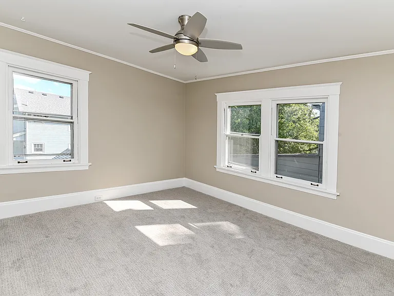 3634 Amberson Ave — Photo 23