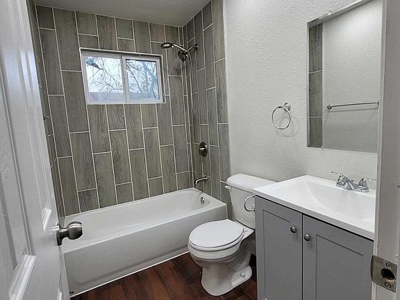 2nd image of 1814 Ceralvo St #5