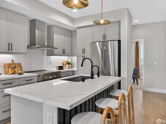 5th image of 8030 Cardun Way