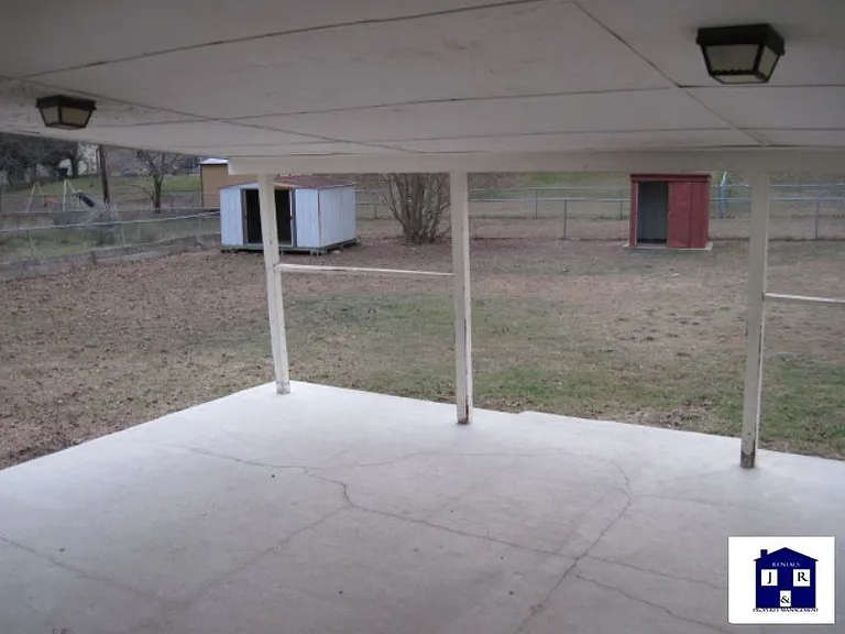 2107 Brantley Ave — Photo 10