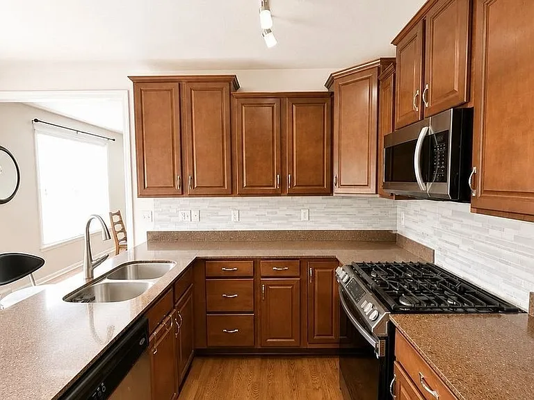 10551 Cherry Grove Ct — Photo 10
