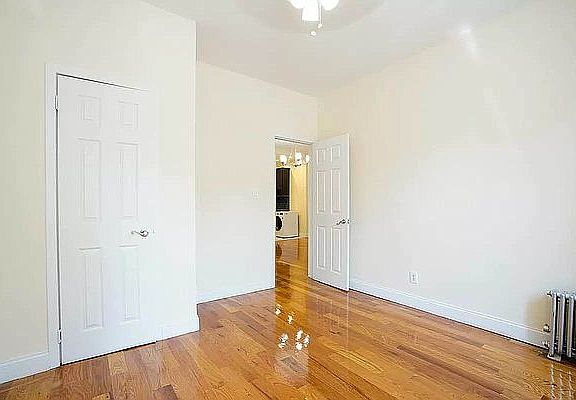 5th image of 709 De Kalb Ave #A6