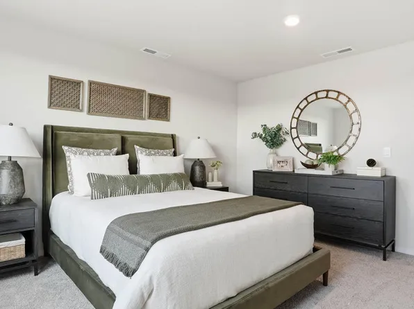 61751 SE Santorini St, Bend, OR 97702