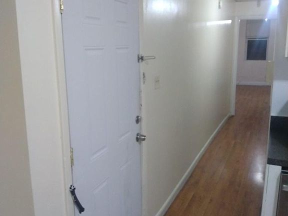 4th image of 127 Hopkins Ave APT 2