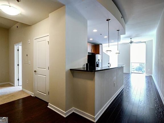 2nd image of 855 W Peachtree St NE Unit 1511