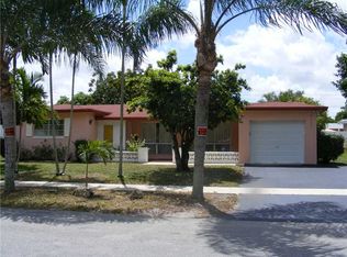 7100 SW 5th St, Pembroke Pines, FL 33023