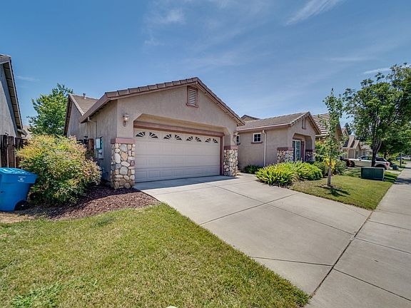 5th image of 1090 Randolph Dr