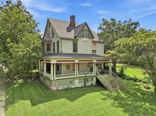 1521 Franklin Ave, Lexington, MO 64067