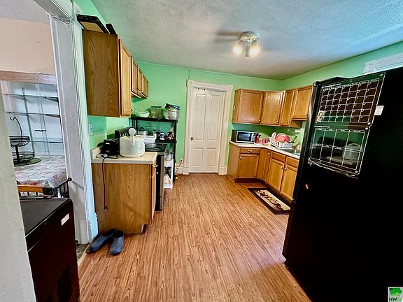 4th image of 317 Ontario St