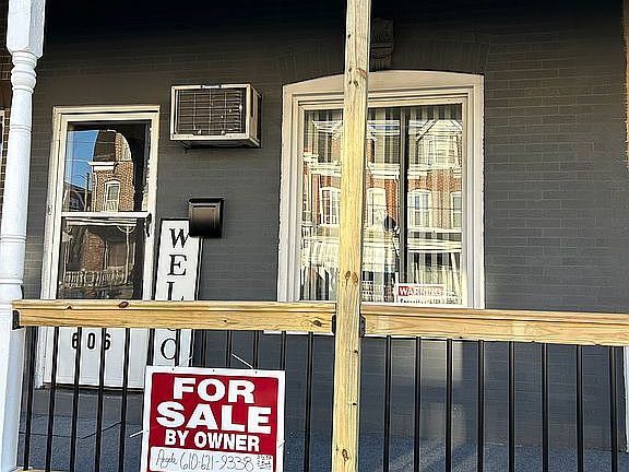2nd image of 606 N 16th St