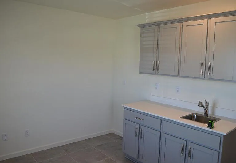 2287 Owens Ct #2 — Photo 5