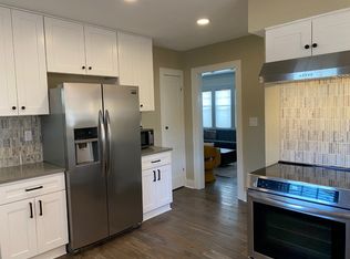 619 Montana Ave, South Milwaukee, WI 53172