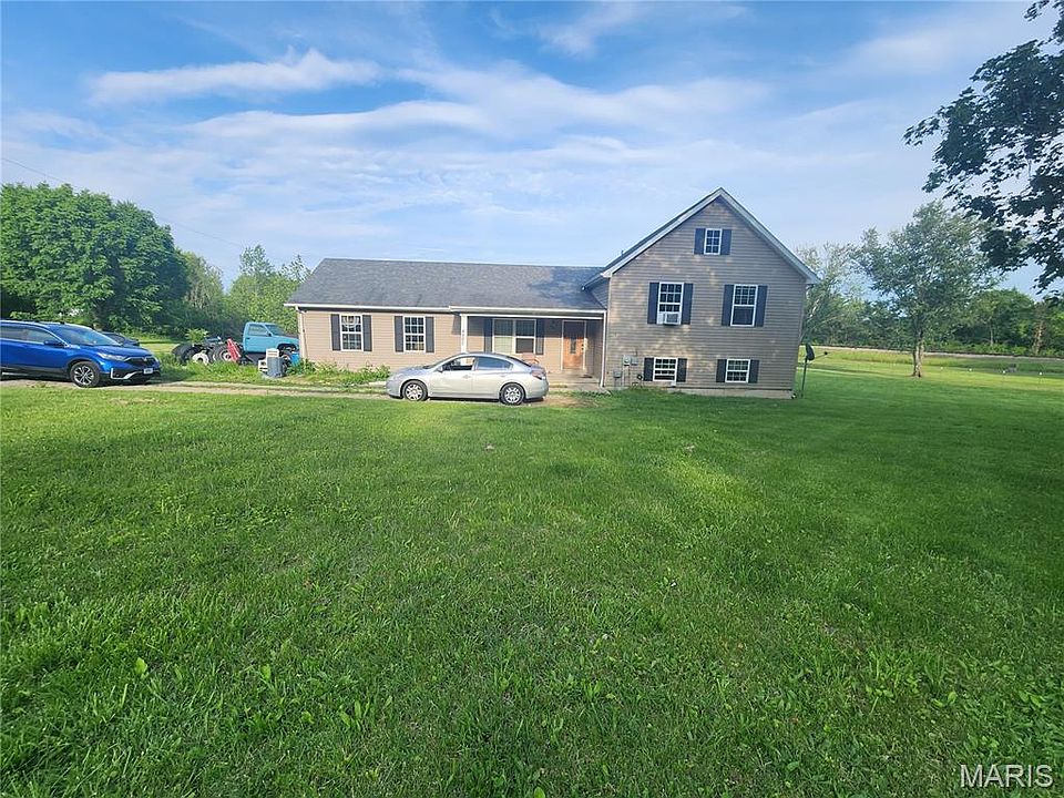 1st image of 4907 Railway Ln