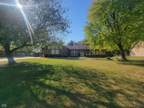 5976 Williams Dr, Plainfield, IN 46168