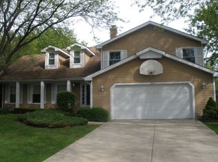 3485 Regent Dr, Hoffman Estates, IL