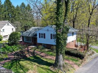 1624 Colonial Manor Dr, Lancaster, PA