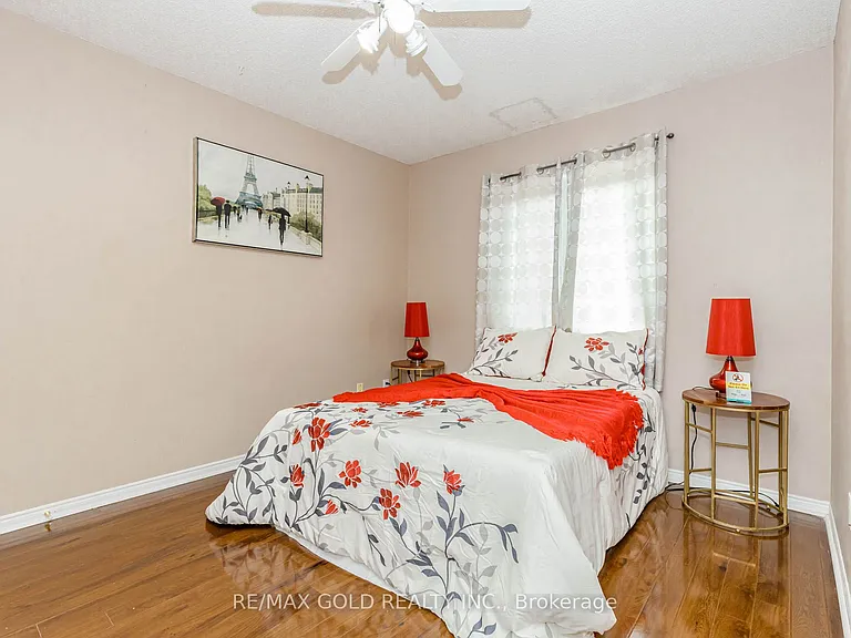 34 White Tail Cres — Photo 15