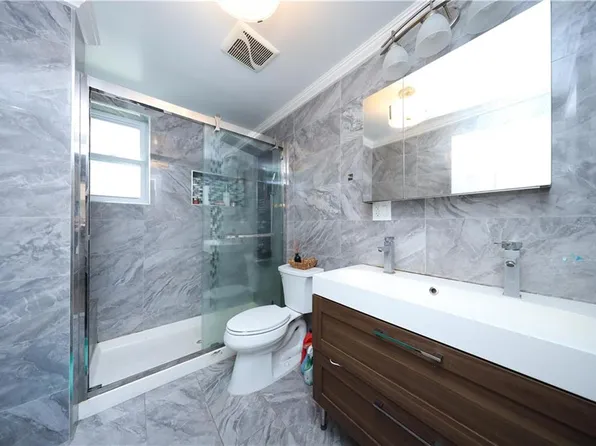 2154 East 23rd Street image 13 of 29