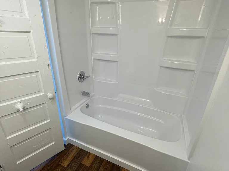 656 Leonard St NW #2B — Photo 13