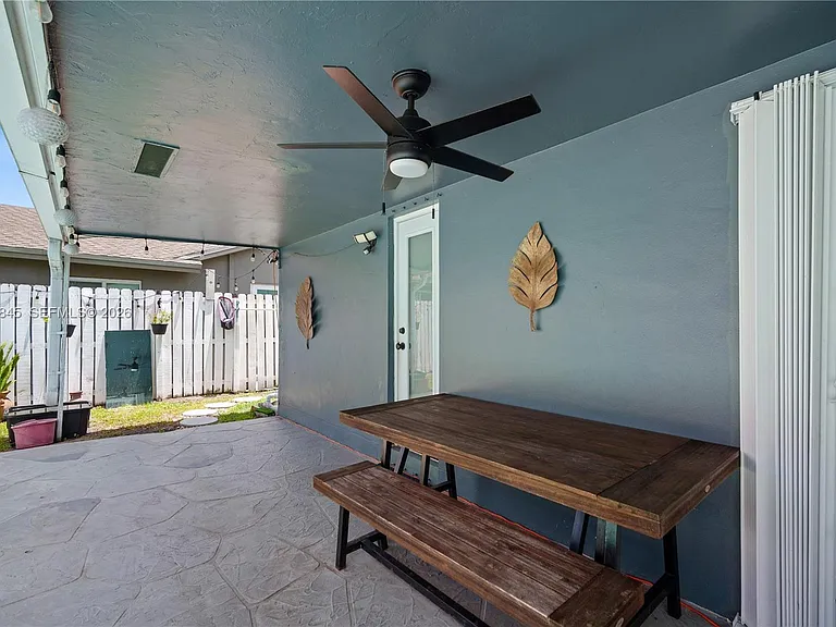 4241 NW 9th Ct #EFFICIENCY — Photo 21