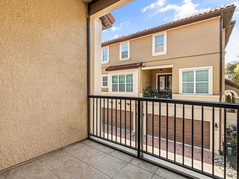 Screened Balcony