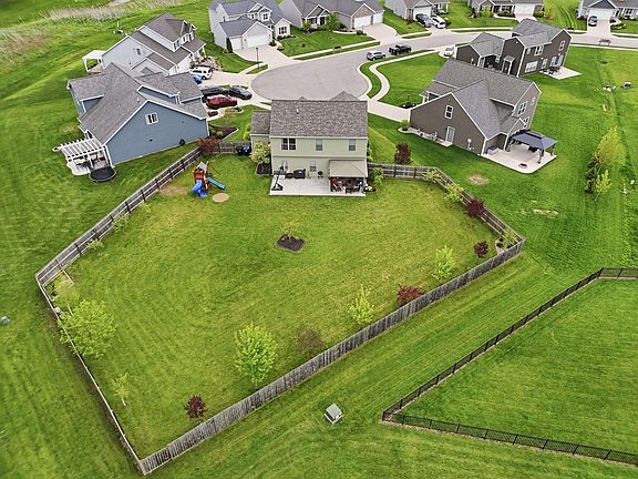 5th image of 595 Highfields Cv