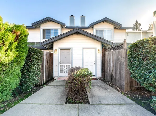 7340 Kallie Kay Ln, Sacramento, CA 95823