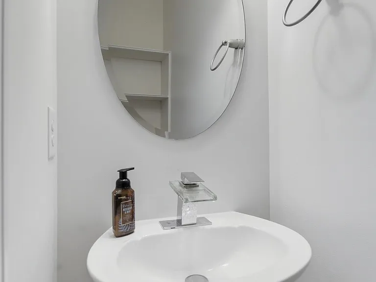101 Corbin Ct — Photo 33