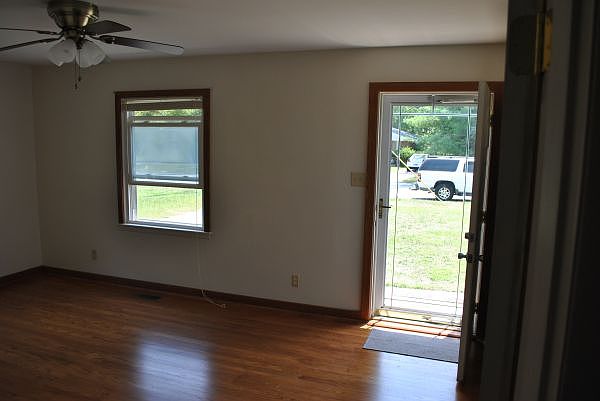 1st image of 5305 Maryland Dr