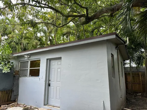13845 NW 6th Ave, North Miami, FL 33168