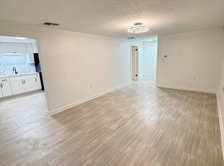 2090 N Kepler Rd #A, Deland, FL 32724