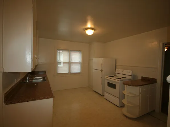 1406 W Chapel Hill St APT D, Durham, NC 27701