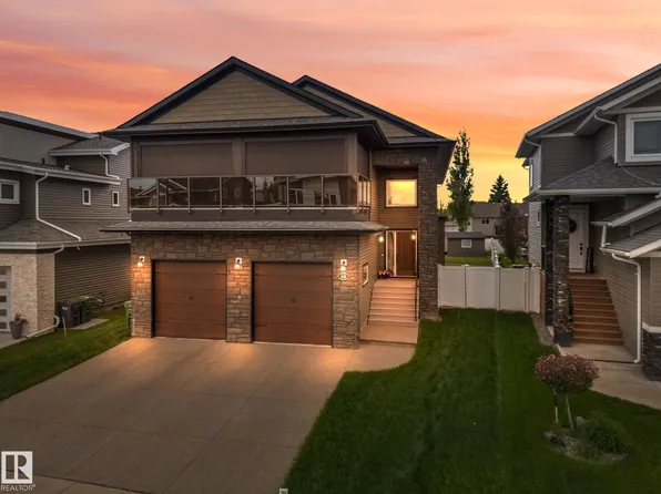 48 Lundberg Cres, Red Deer, AB T4R 0R2