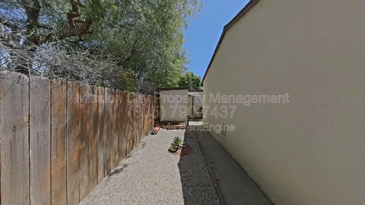 Building Photo - 721 Eucalyptus Ave