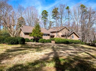 1 Sunrise Point Ct, Lake Wylie, SC 29710
