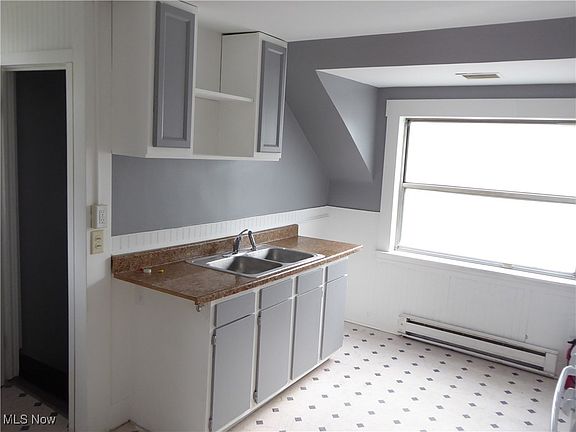 3rd image of 4109 Muriel Ave
