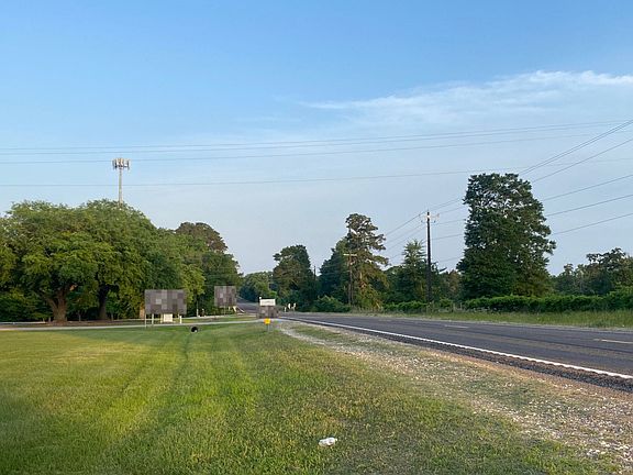 4th image of 1946 State Highway 75 N